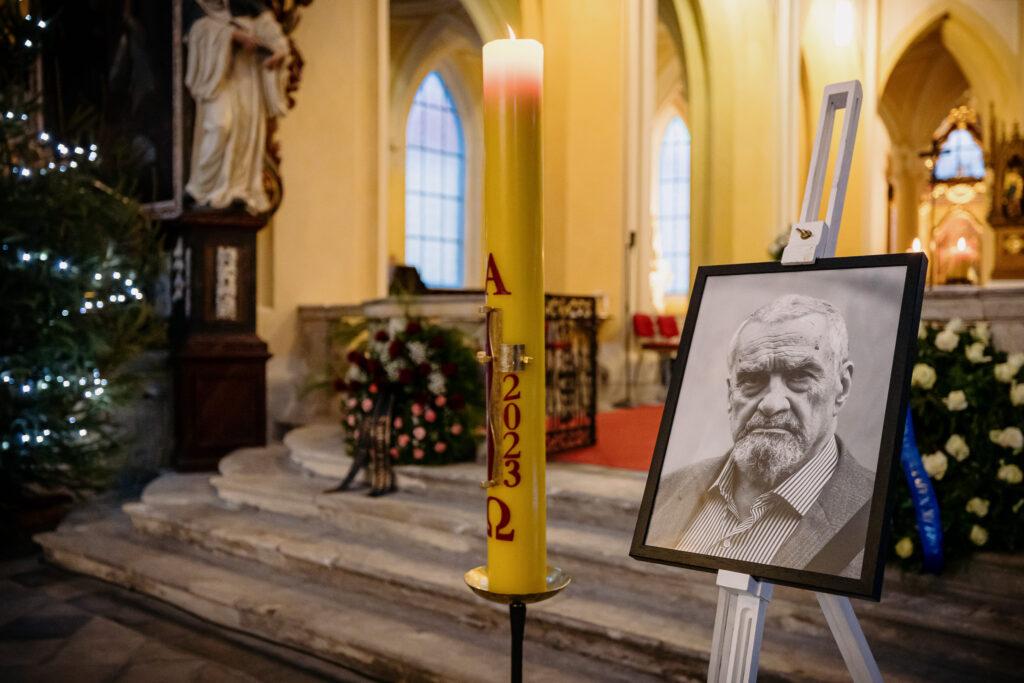 V sedlecké katedrála proběhla zádušní mše za karla schwarzenberga